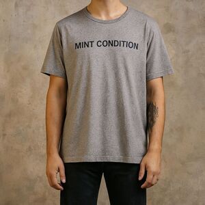 HIRO CLARK Gray Mint Condition T Shirt Tee Top  Mens Size Medium